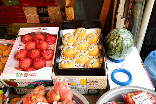 traditional market 028