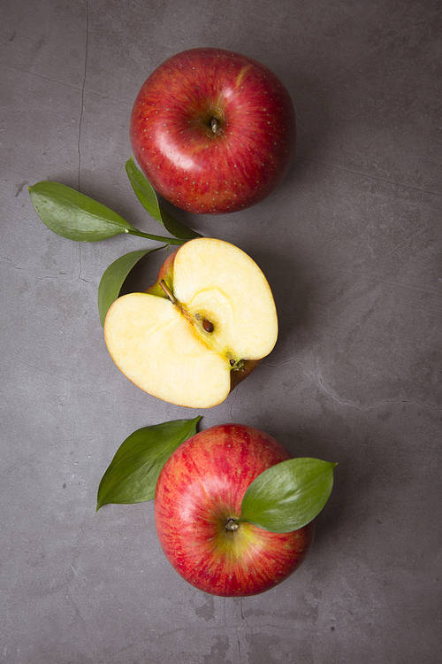 Apple 014