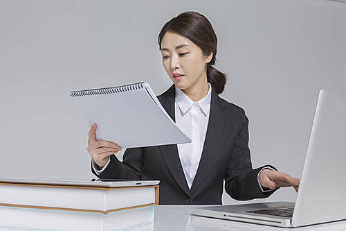 Career woman 183