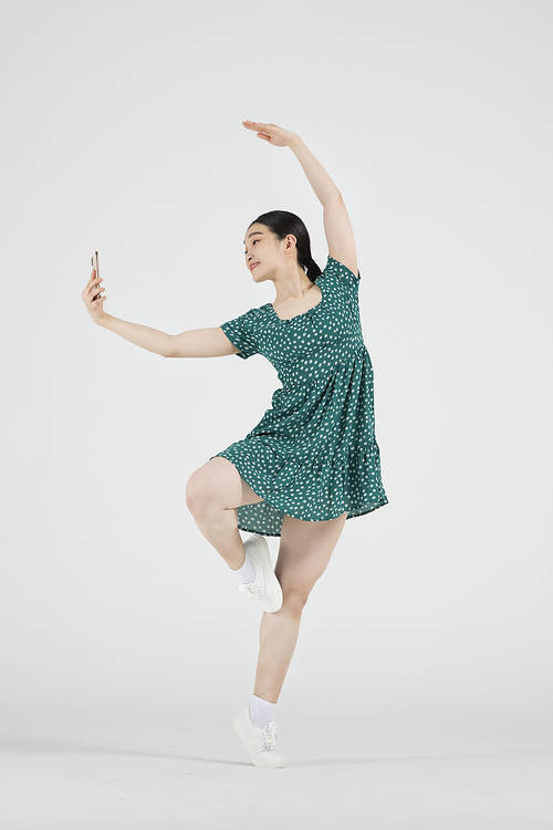 Contemporary Dance 328