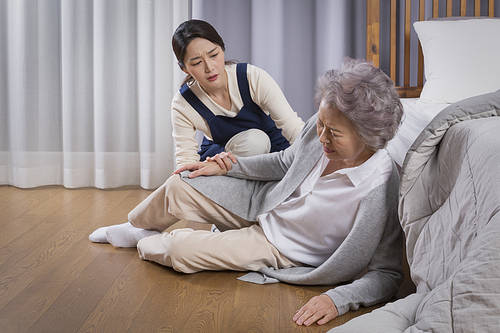Nursing care worker 034
