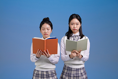 Today's Kids_Photo image of students holding books