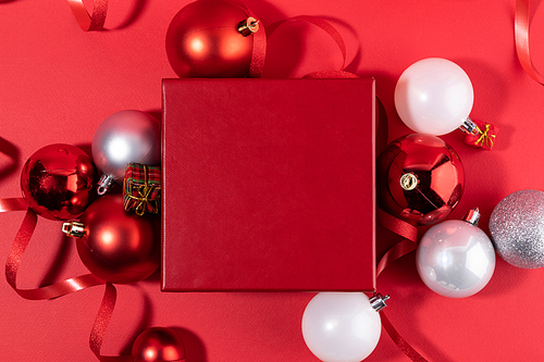Christmas Display_Gift Box and Ribbon Ornament Photo Image